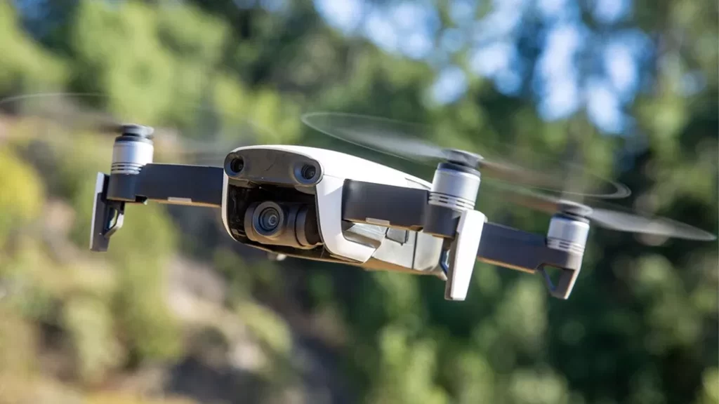 Master the Art of Flying a Drone Camera: Top Tips!